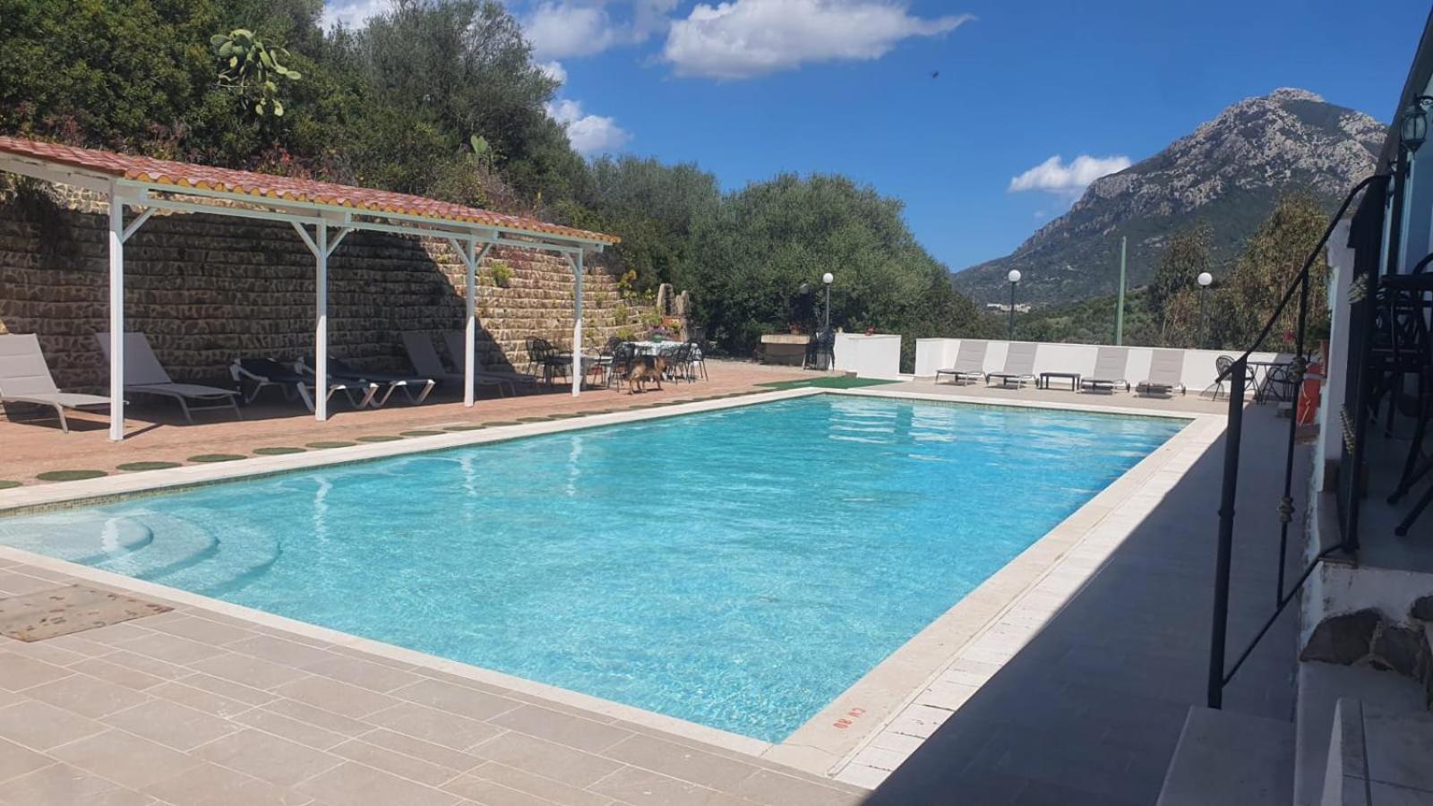 Hotel Valle Del Cedrino Galtelli Luaran gambar