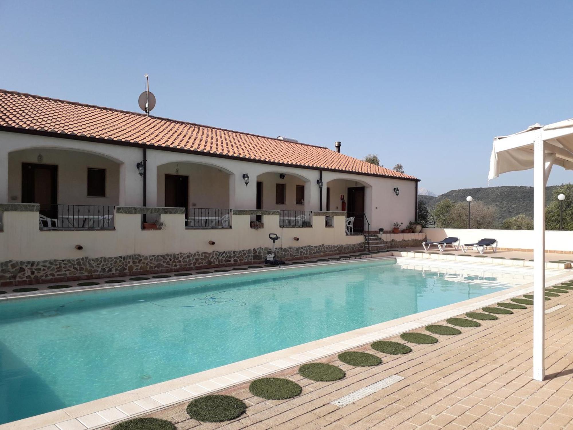 Hotel Valle Del Cedrino Galtelli Luaran gambar
