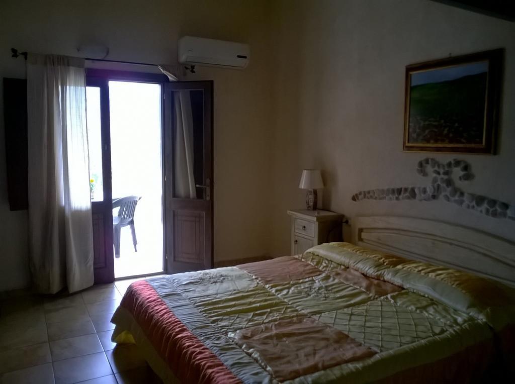 Hotel Valle Del Cedrino Galtelli Luaran gambar