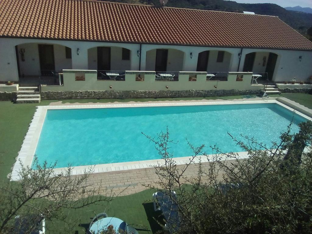 Hotel Valle Del Cedrino Galtelli Luaran gambar