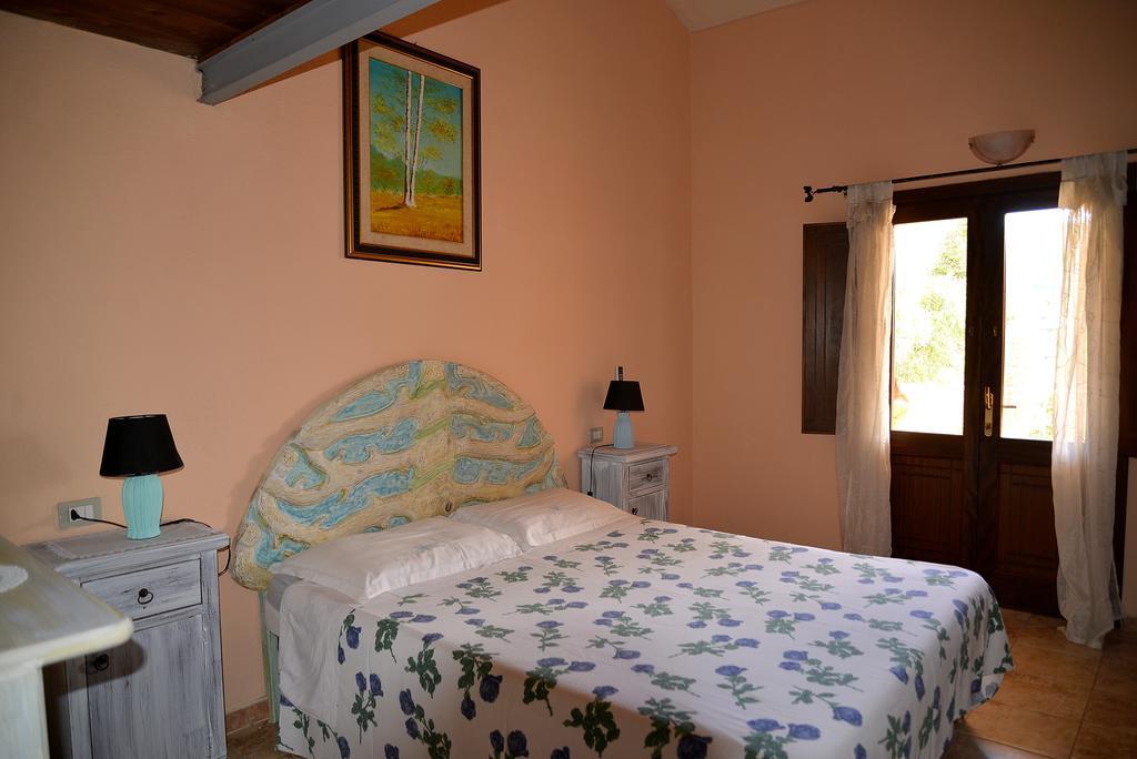 Hotel Valle Del Cedrino Galtelli Luaran gambar