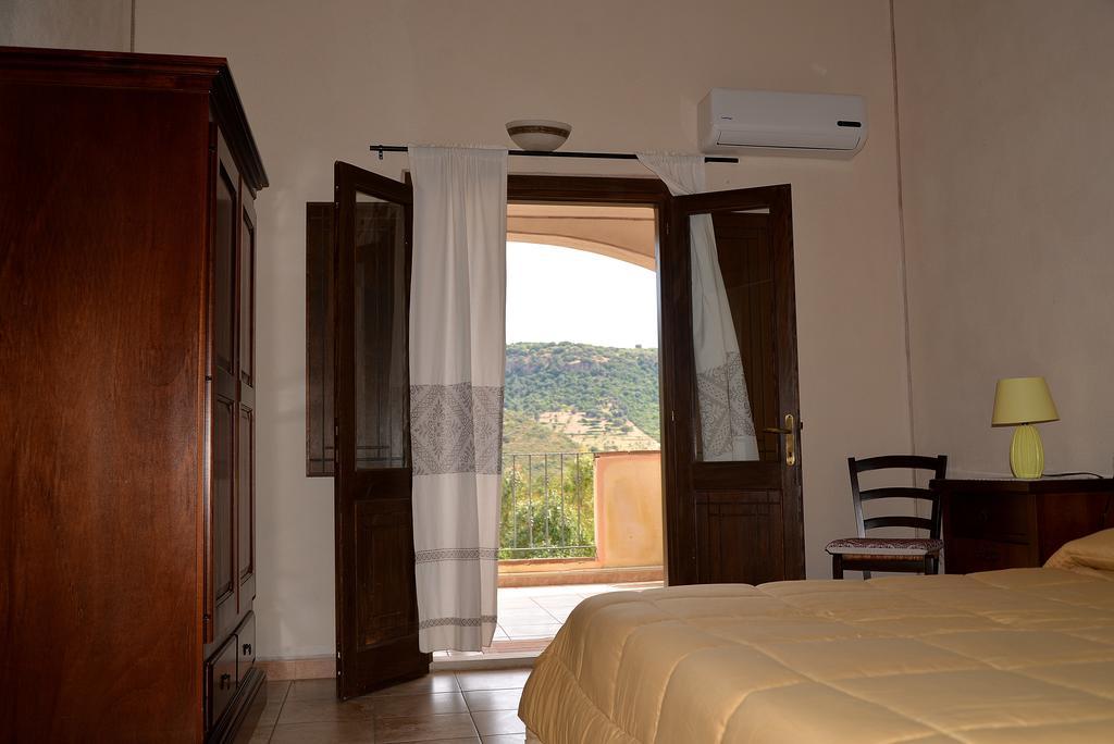 Hotel Valle Del Cedrino Galtelli Luaran gambar