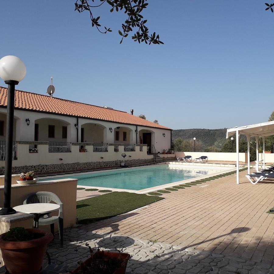 Hotel Valle Del Cedrino Galtelli Luaran gambar