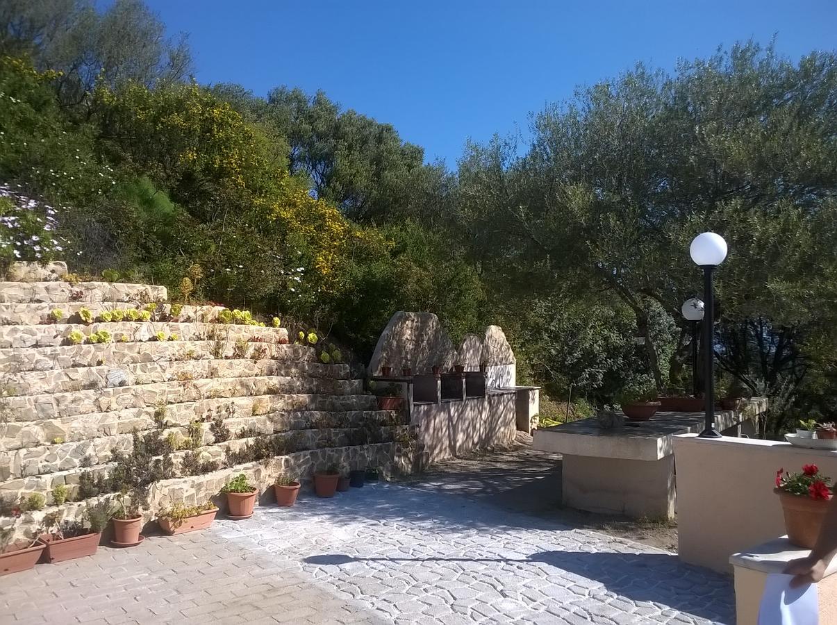 Hotel Valle Del Cedrino Galtelli Luaran gambar